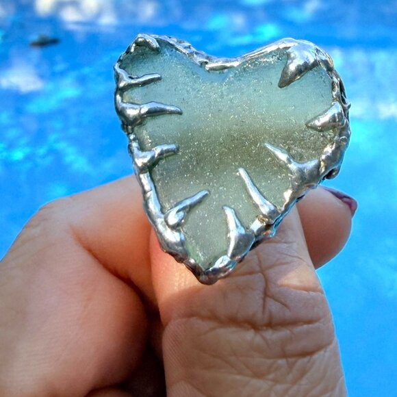 Heart Shaped Sea Glass Ring Artisan Crafted W/ Upcycled Spoon Bowl Band Sz 7.5 - Picture 3 of 14